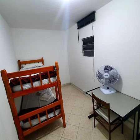 Hostel Airport Rooms Diadema Eksteriør bilde